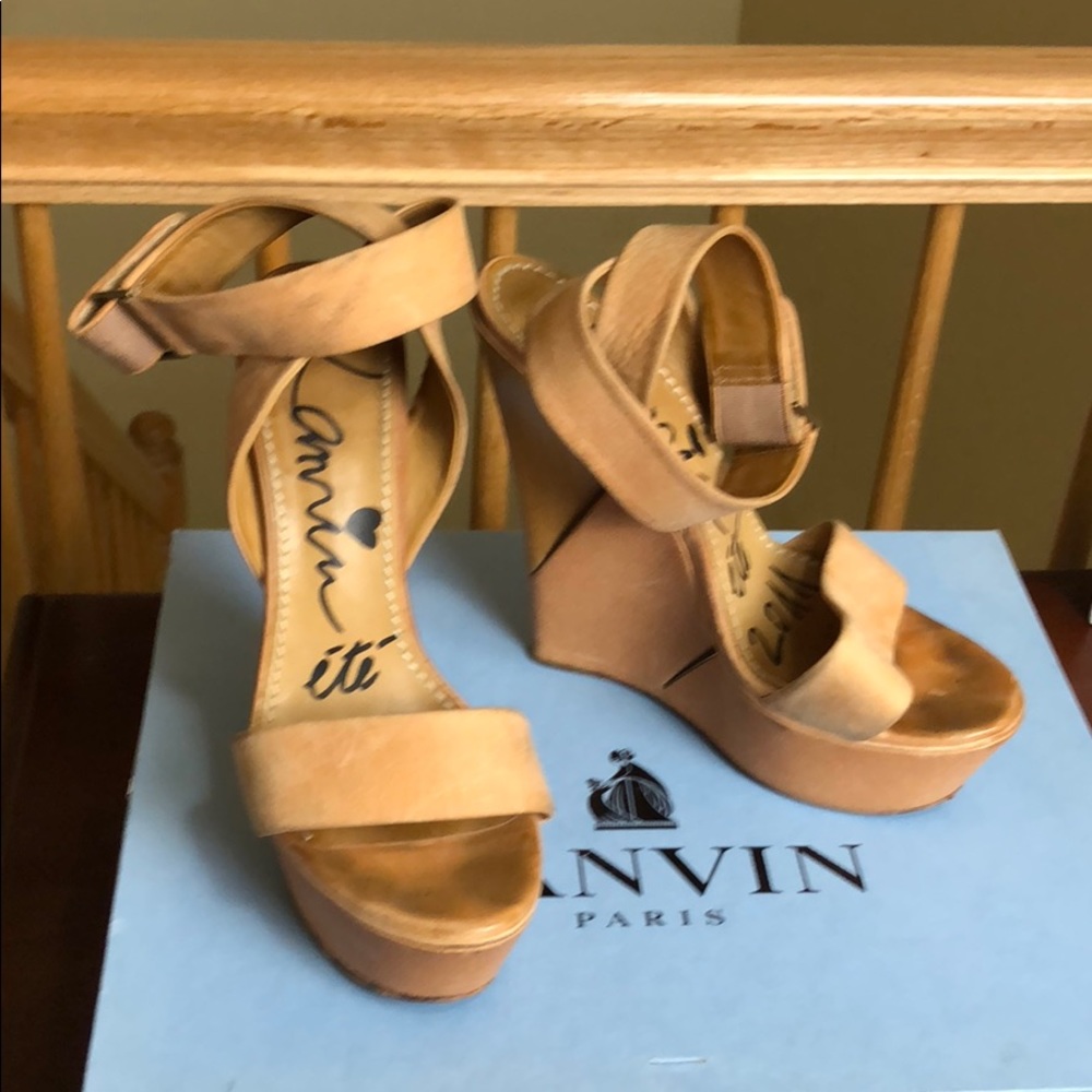 Lanvin Nude Leather Wedge Sandals 7/37